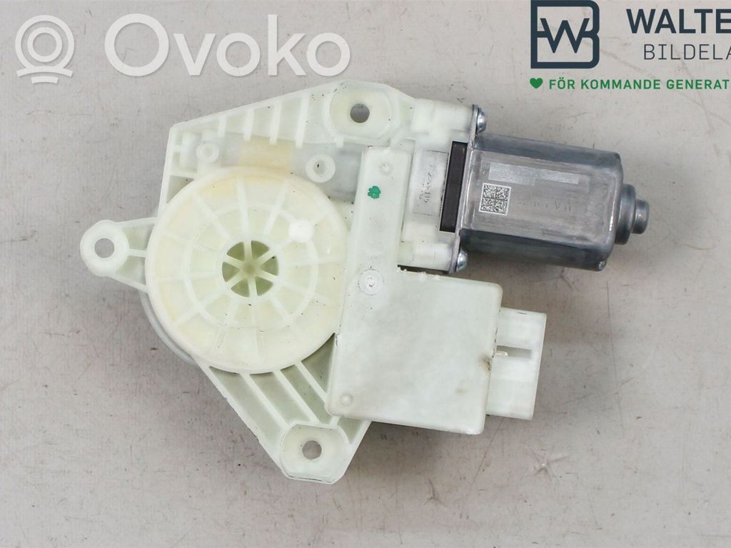 Volkswagen PASSAT B8 Motor macara geam ușă spate 