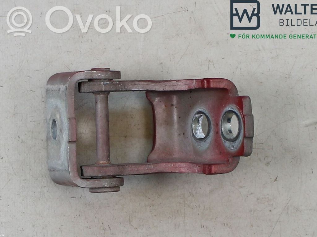 Renault Megane III Front door lower hinge 