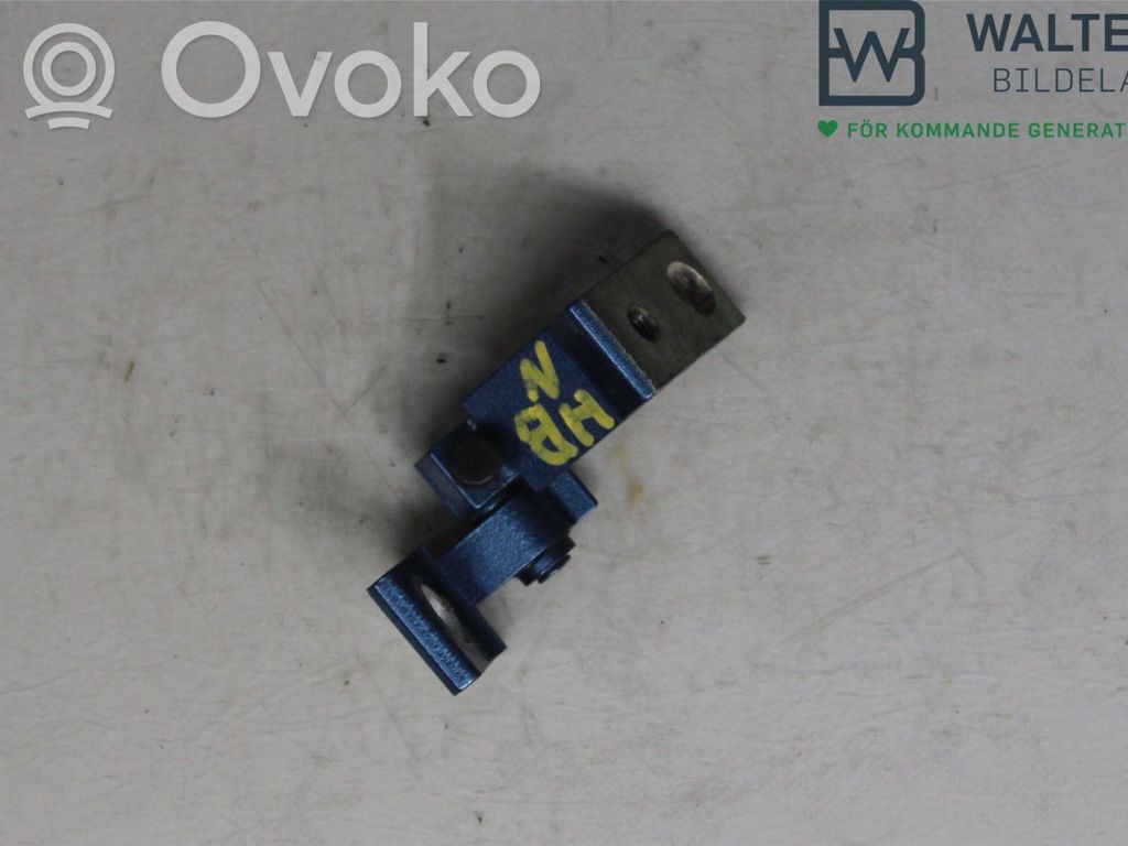 Volkswagen Golf VII Balama inferioară ușă spate 
