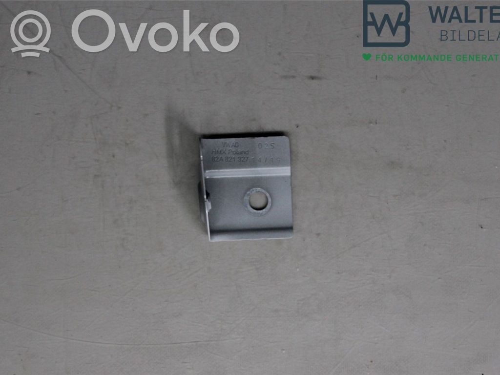 Audi A1 Lokasuojan kannake 