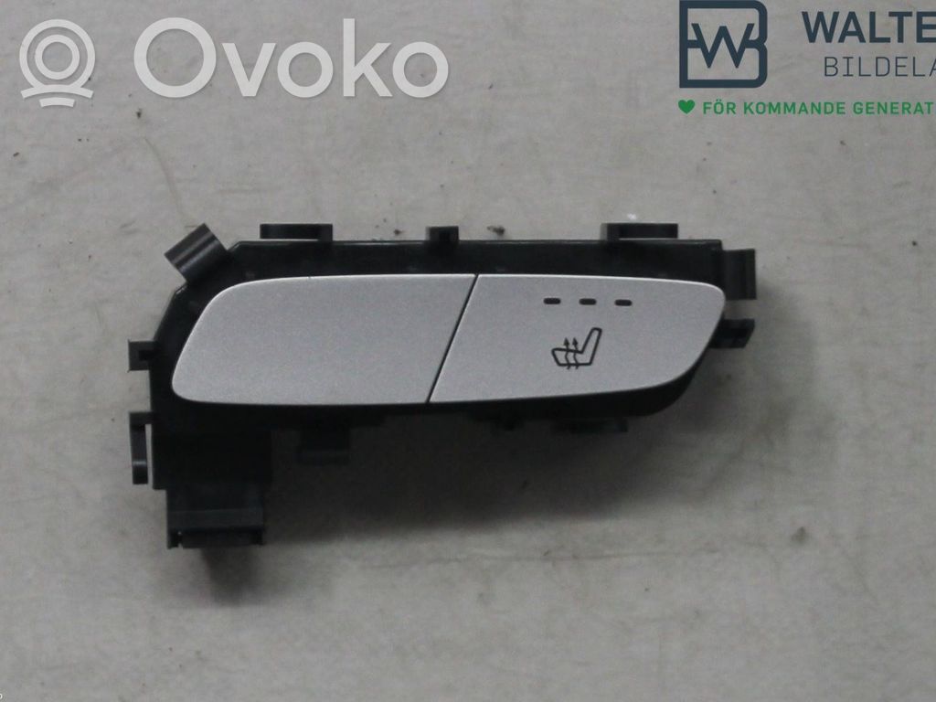 Przełączniki podgrzewania foteli   A21390575027N49,A2139057502,A2139057502