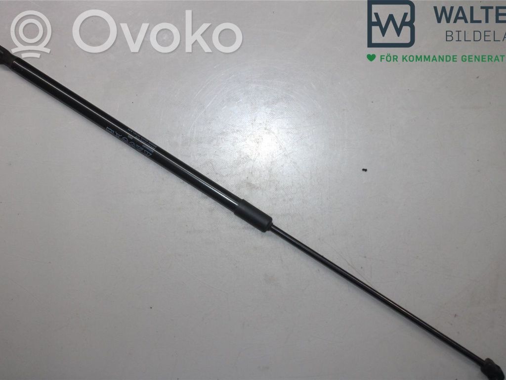 Volkswagen PASSAT B8 Amortizor capotă motor 