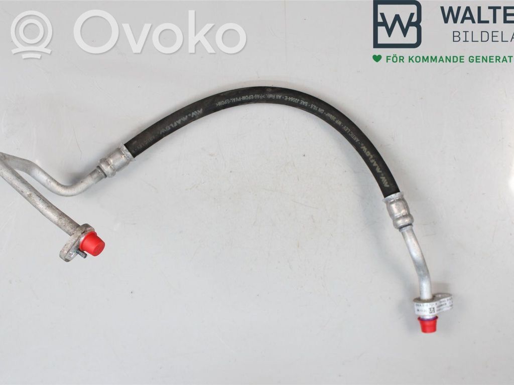 Volkswagen Golf VIII Ilmastointilaitteen putki (A/C) 