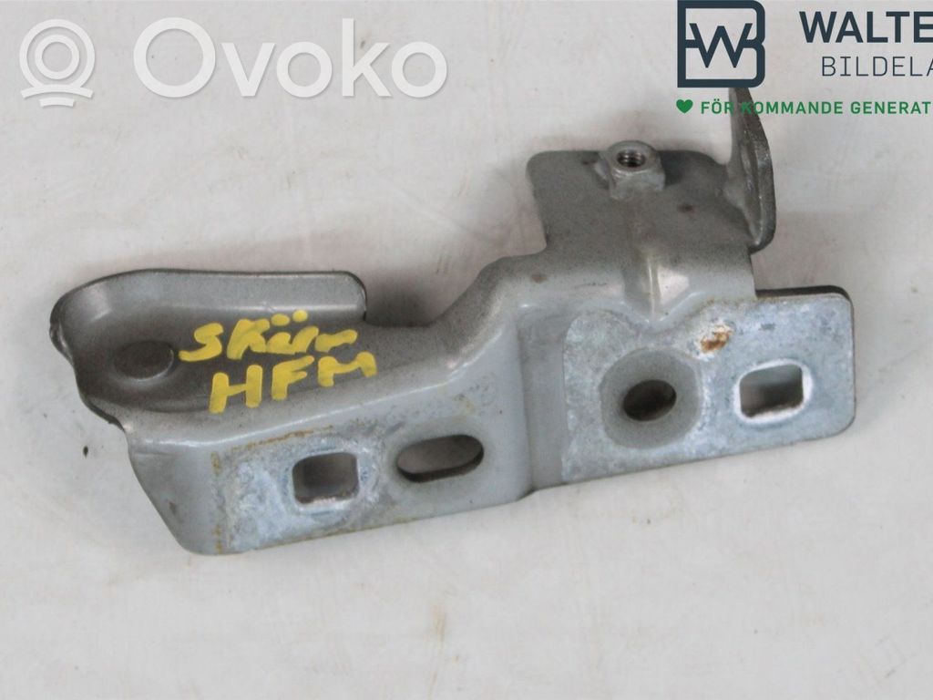 Land Rover Discovery 4 - LR4 Bridă fixare aripă față