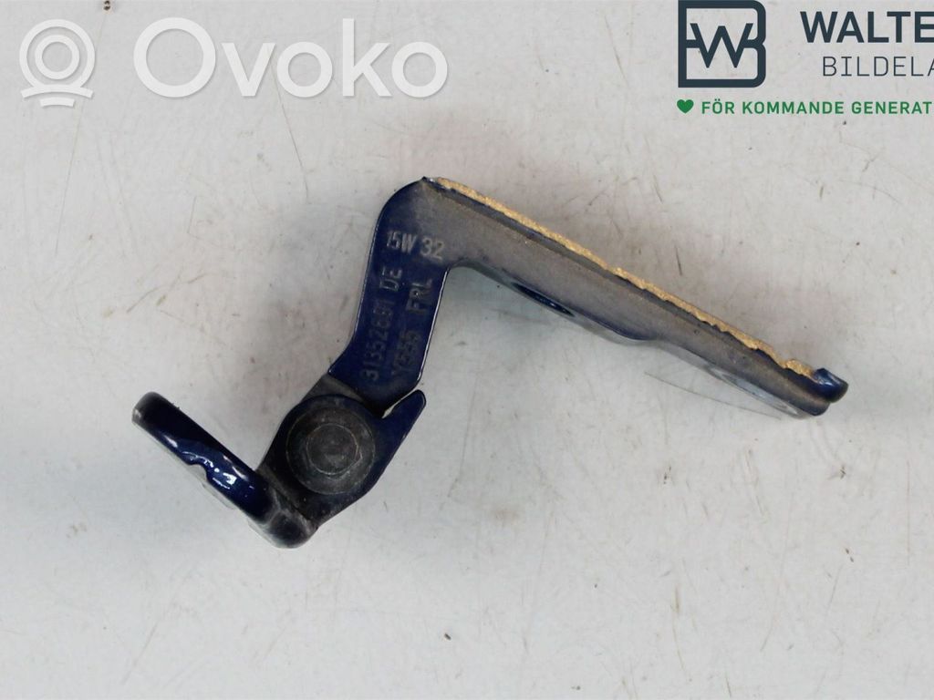 Volvo V40 Zawias dolny drzwi przednich 