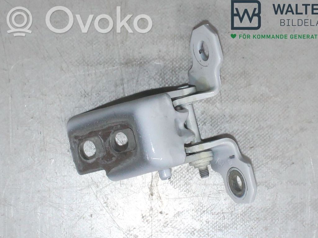 Renault Clio IV Rear door upper hinge 