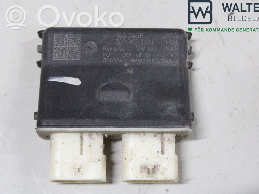 Volkswagen Transporter - Caravelle T7 Tailgate/trunk control unit/module 
