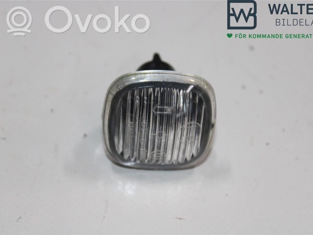 Skoda Fabia Mk2 (5J) Kierunkowskaz błotnika przedniego 