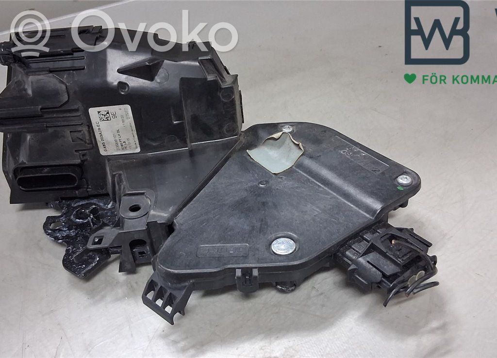 Jaguar XF X260 Serratura portiera anteriore 