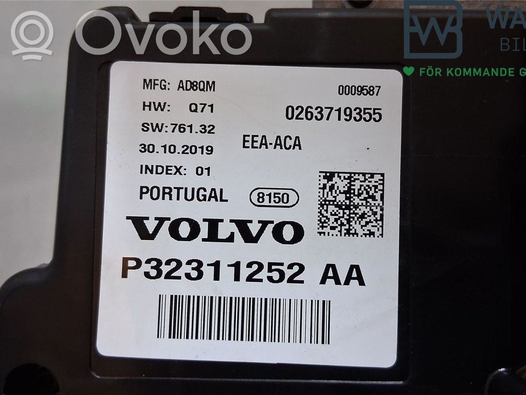 Volvo V90 Cross Country Licznik / Prędkościomierz 