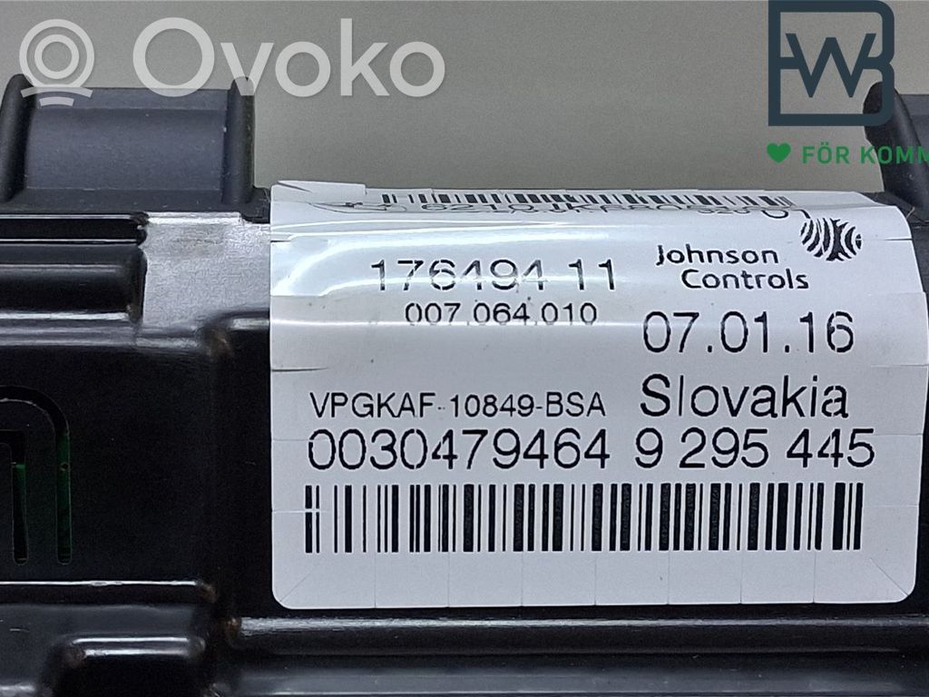 BMW 1 F20 F21 Nopeusmittari (mittaristo) 
