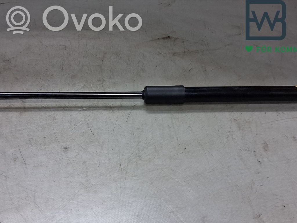 Volkswagen Tiguan Siłownik maski przedniej 