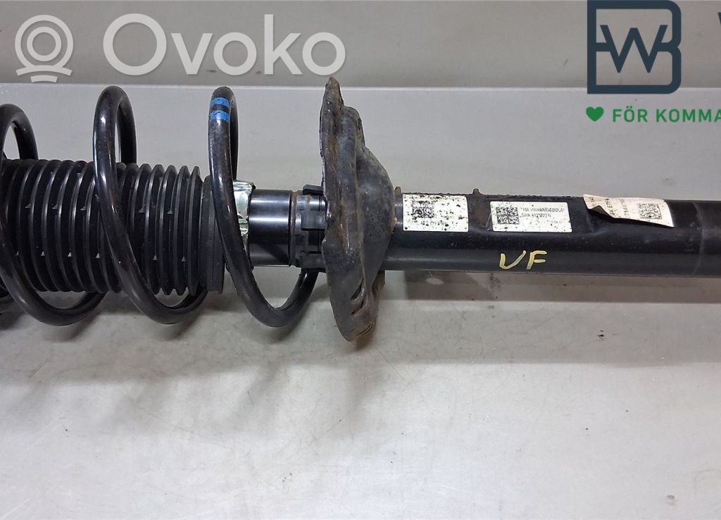 Volkswagen Golf VIII Ammortizzatore anteriore con molla elicoidale