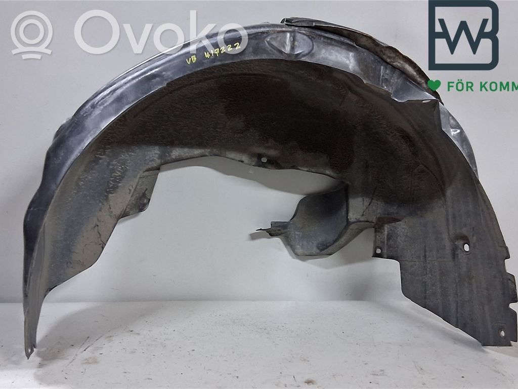 Subaru Outback Nadkole przednie 