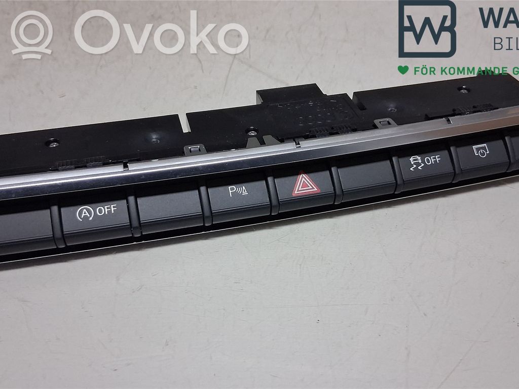 Audi Q2 - Botón interruptor de luz de peligro 