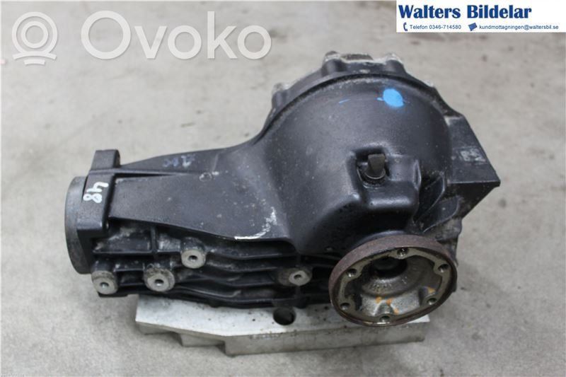 Audi A6 S6 C5 4B Galinis reduktorius 