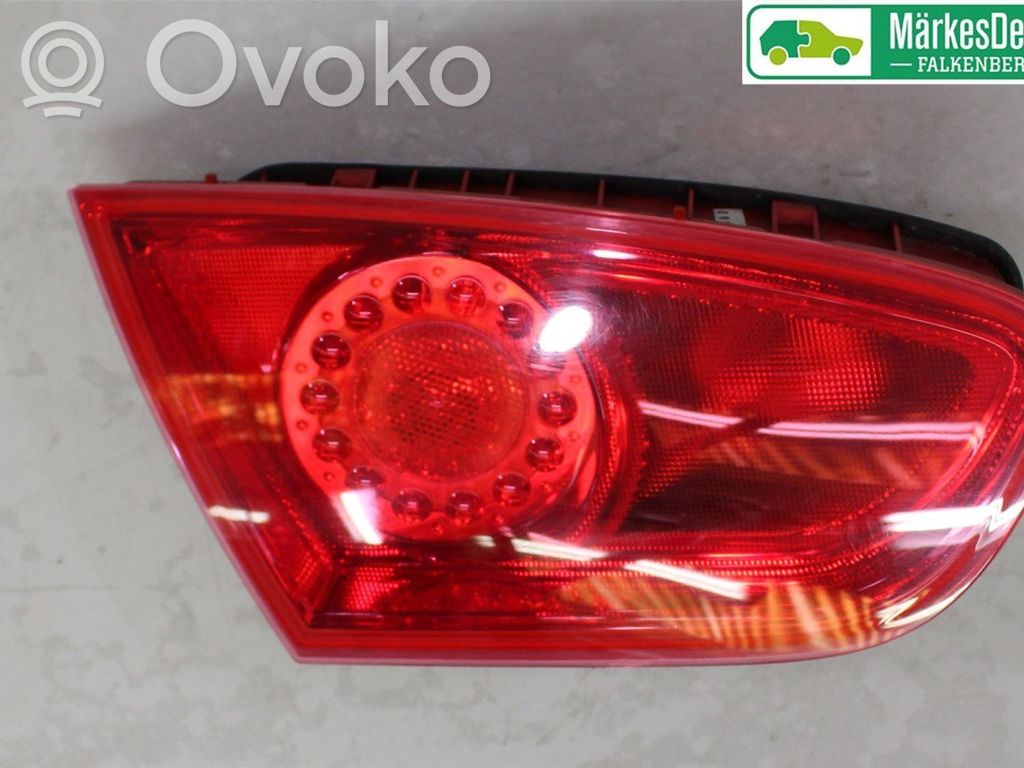 Seat Leon (1P) Lampă spate în capacul portbagajului 