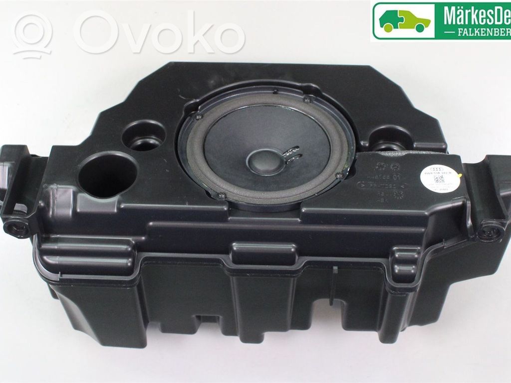 Audi A4 S4 B9 8W Front door speaker 