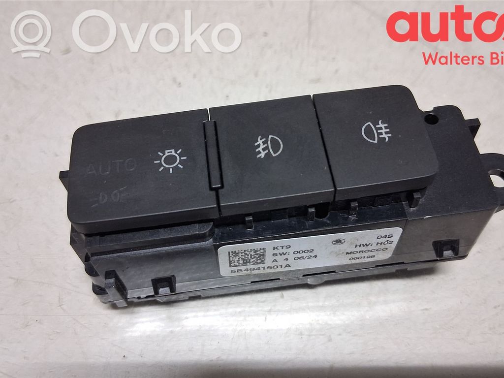 Skoda Octavia Mk4 Light switch 