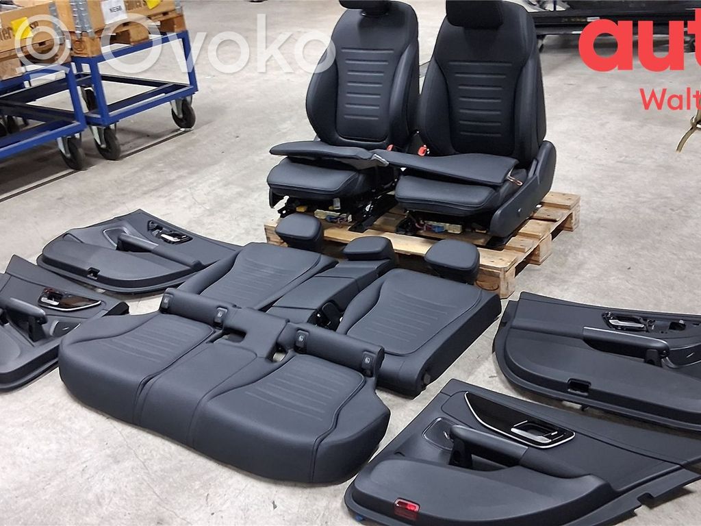 Mercedes-Benz C W206 Set sedili