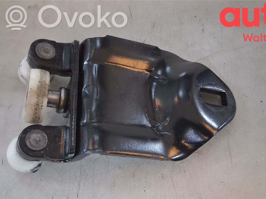 Ford Transit Custom Sliding door upper roller guide/hinge 