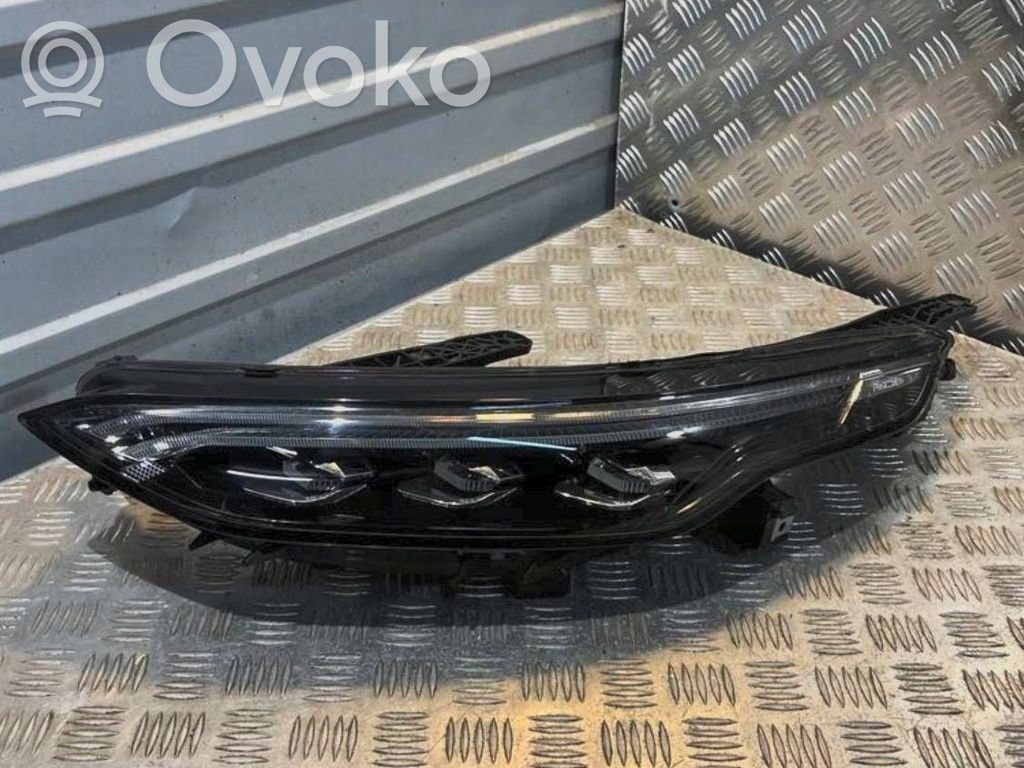 Maxus Euniq 6 LED Daytime headlight 