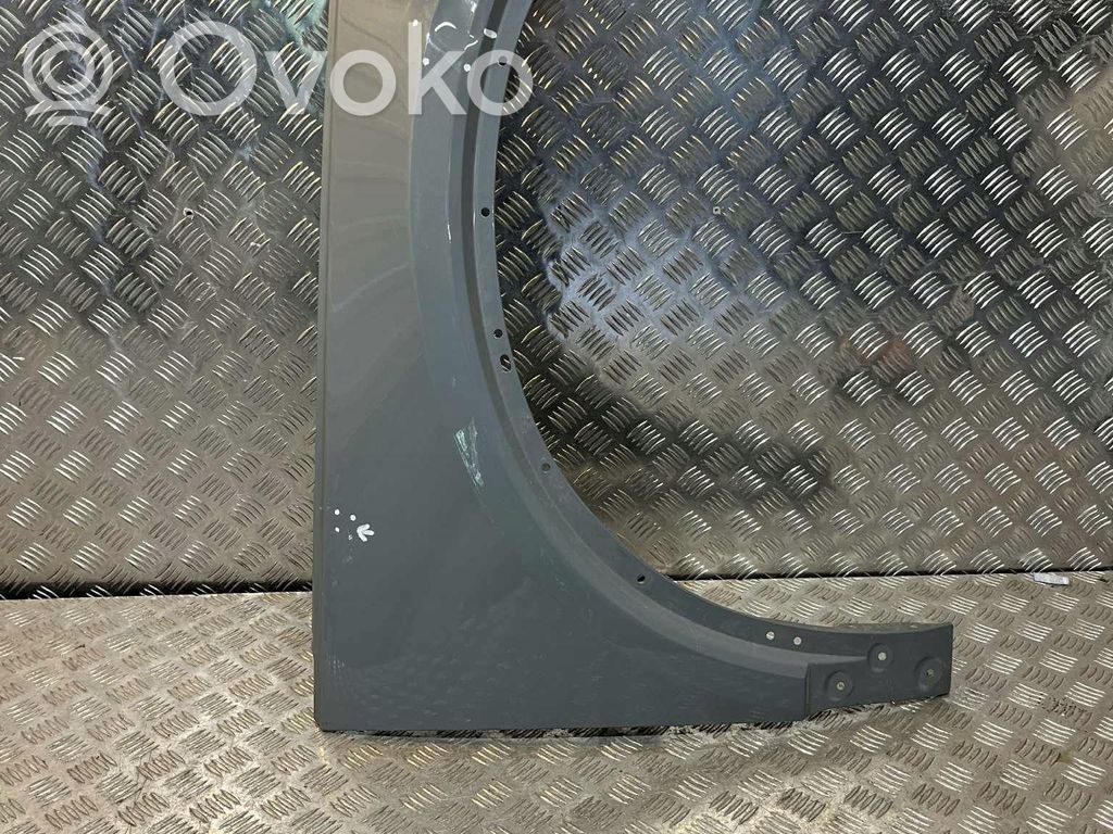 Volvo XC40 Spārns 