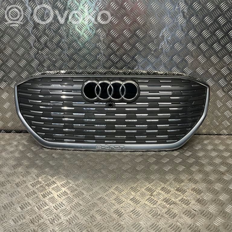 Audi Q4 Sportback e-tron Front bumper upper radiator grill 