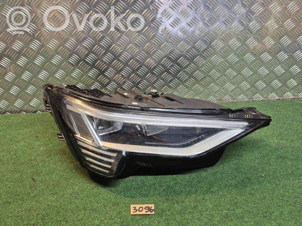 Audi Q8 e-tron Headlight/headlamp 
