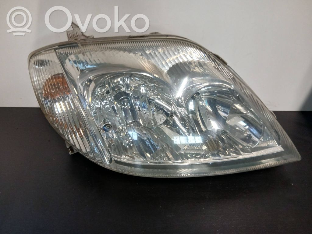 Toyota Corolla E120 E130 Phare frontale 