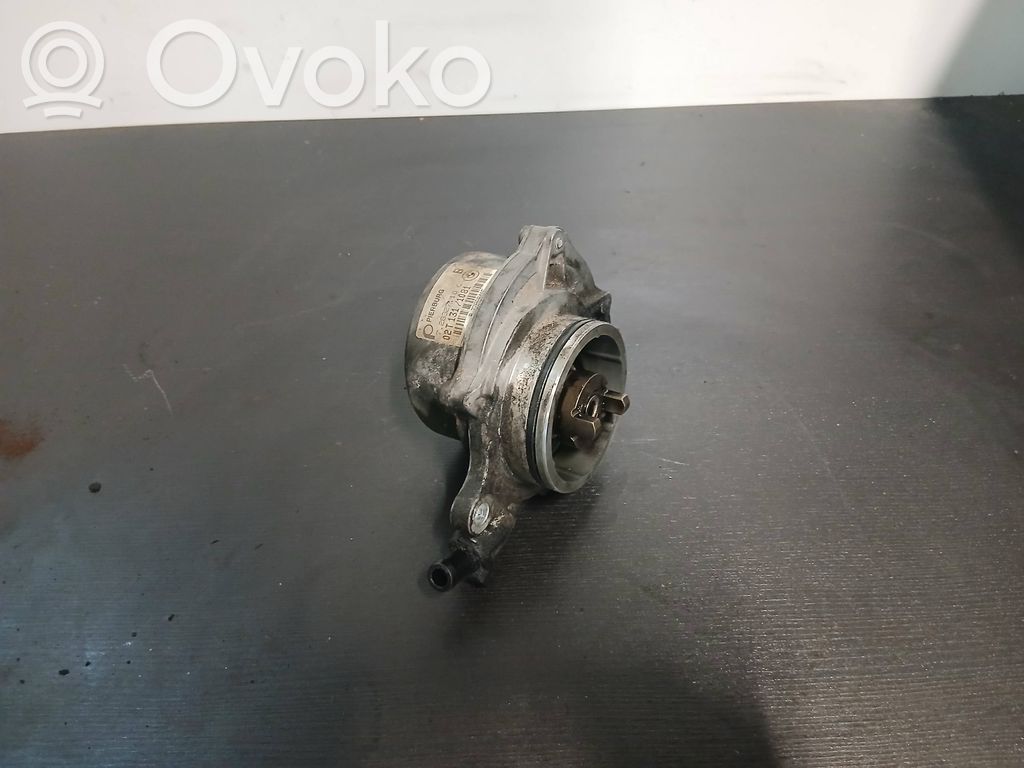 BMW 5 E39 Pompe à vide 