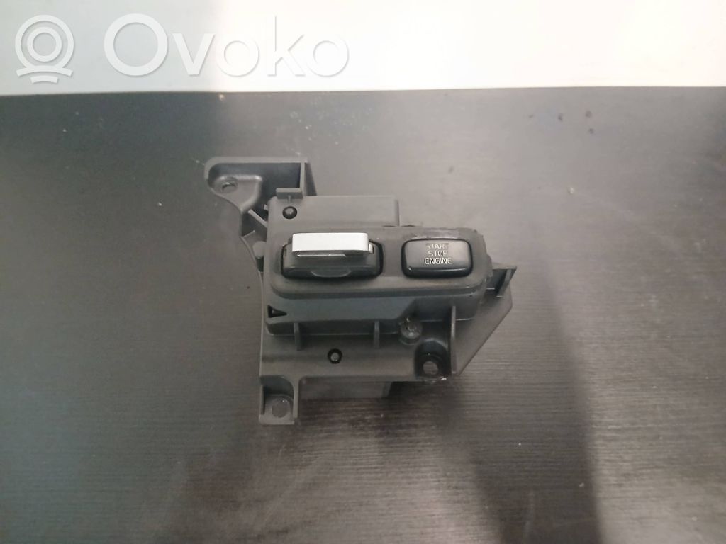 Volvo XC70 Užvedimo spynelė 
