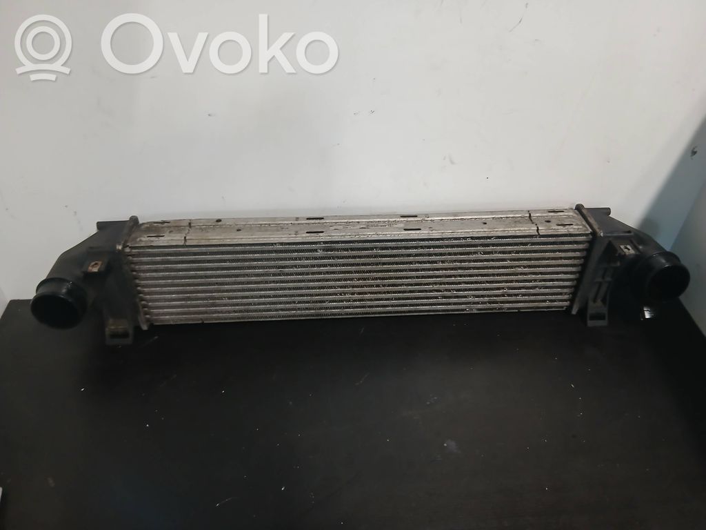 Volvo V70 Interkūlerio radiatorius 