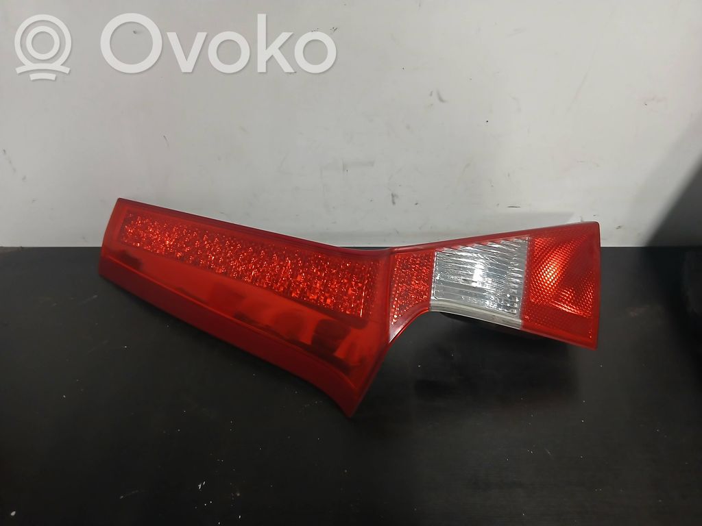 Volvo V70 Takaluukun takavalot 