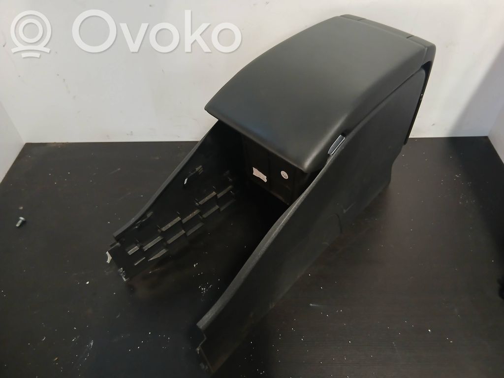Volvo V70 Armrest 