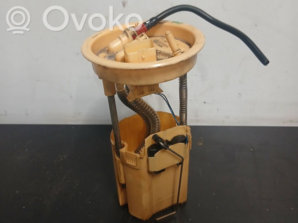 Volvo V70 Fuel injection high pressure pump 