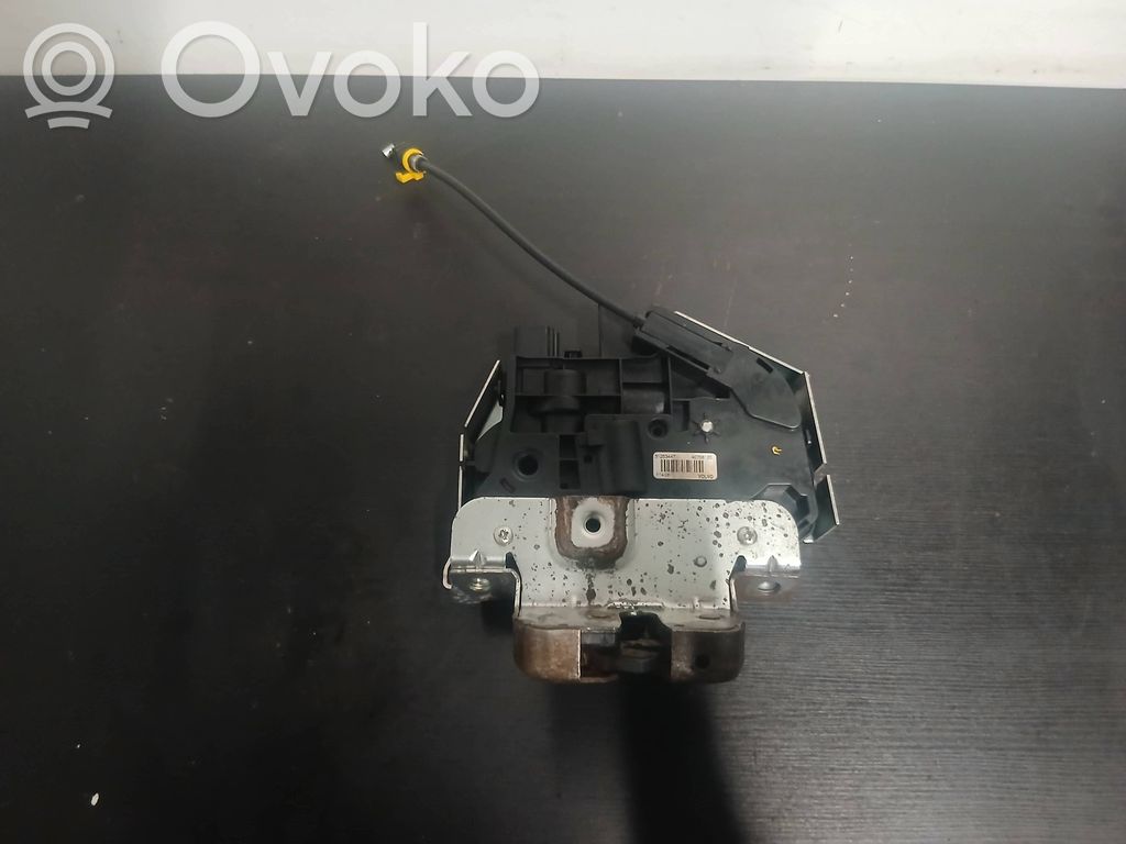 Volvo V70 Zamek klapy tylnej / bagażnika 
