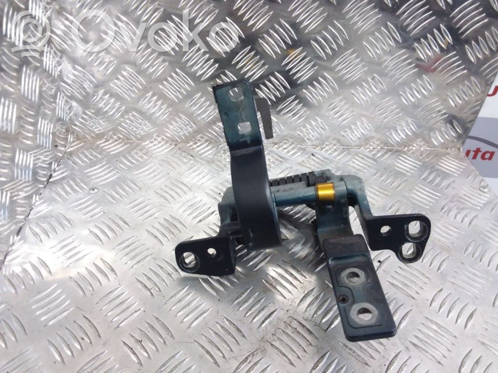 BMW 5 E60 E61 Tailgate/trunk/boot hinge 