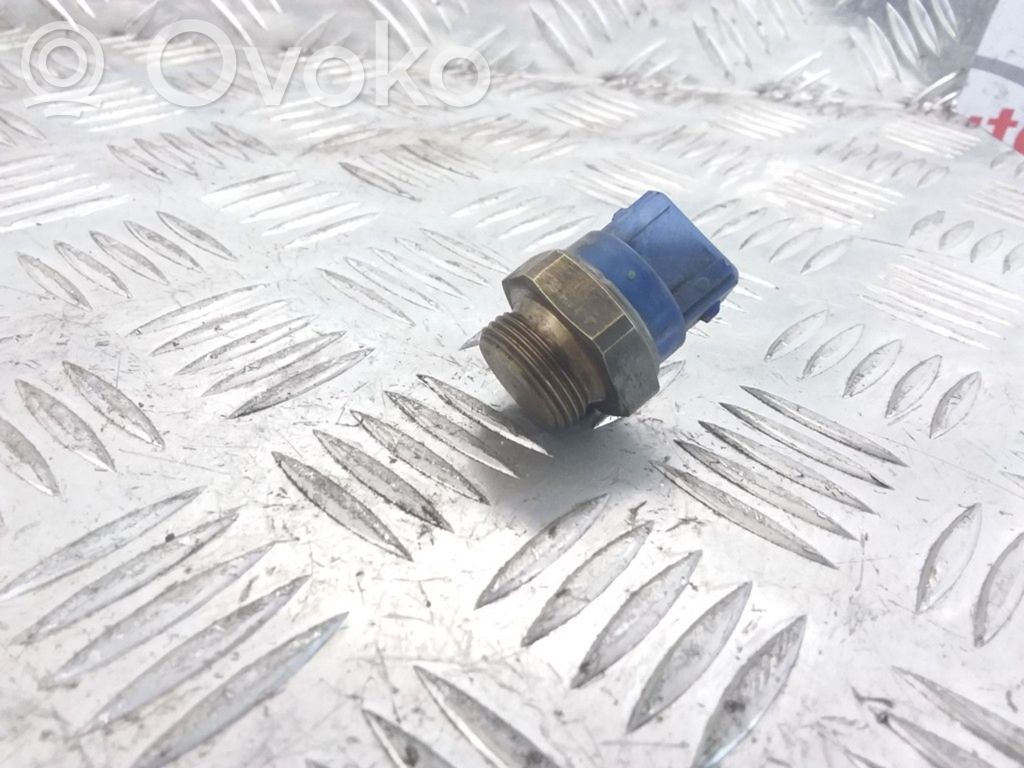 Opel Vectra B Coolant temperature sensor 