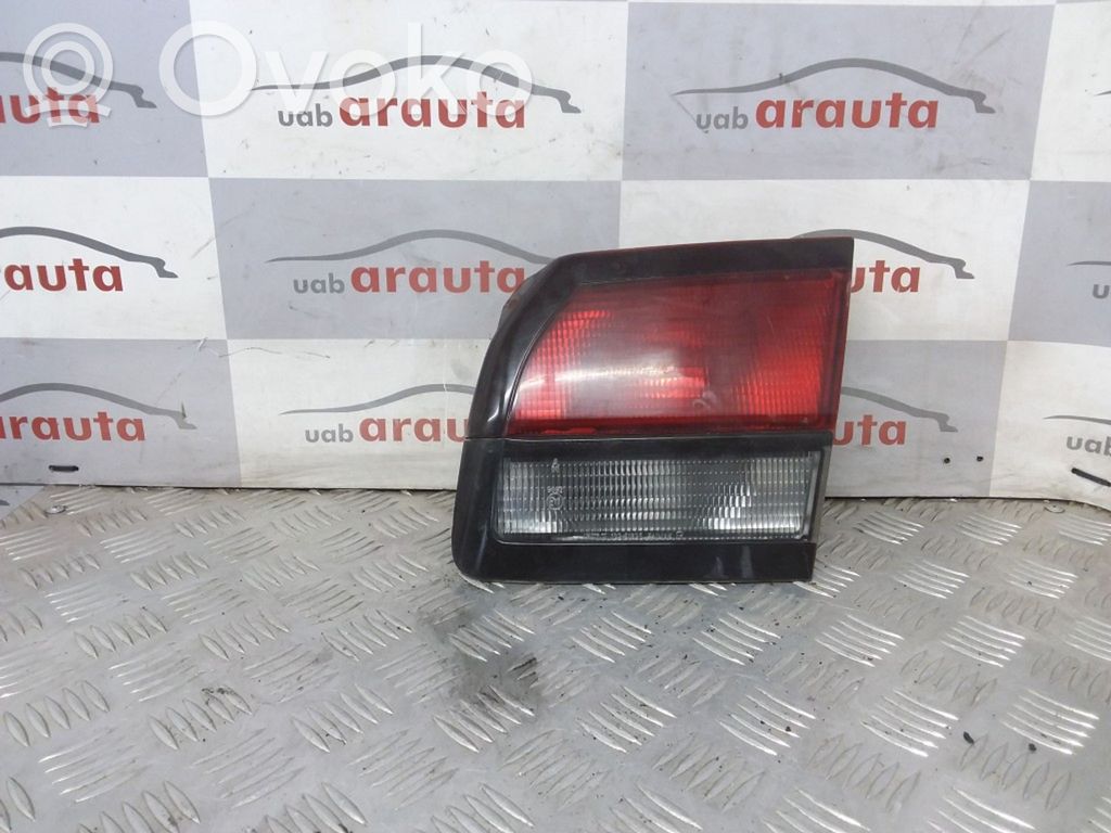 Mazda 626 Takaluukun takavalot 