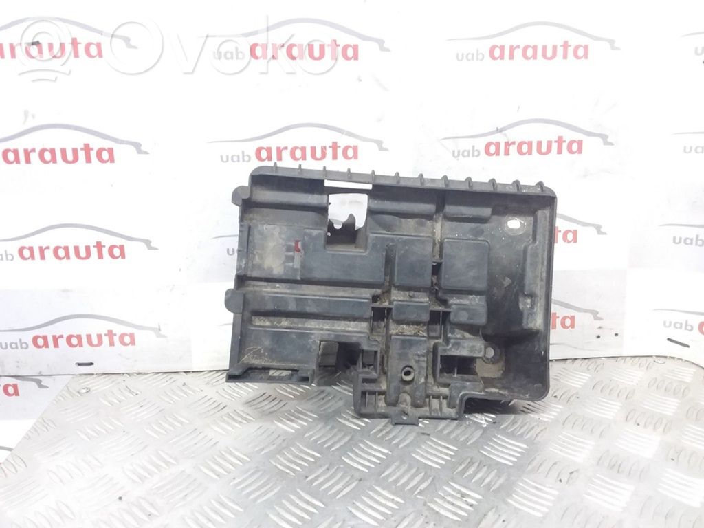 Opel Meriva A Batteriegestell 