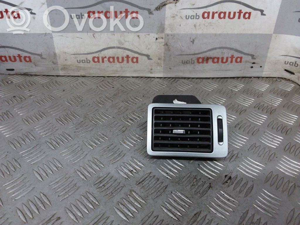 Peugeot 307 Dashboard side air vent grill/cover trim 