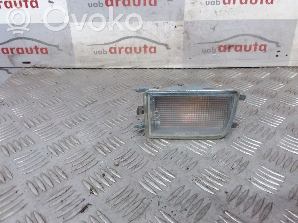 Volkswagen Golf III Front indicator light 