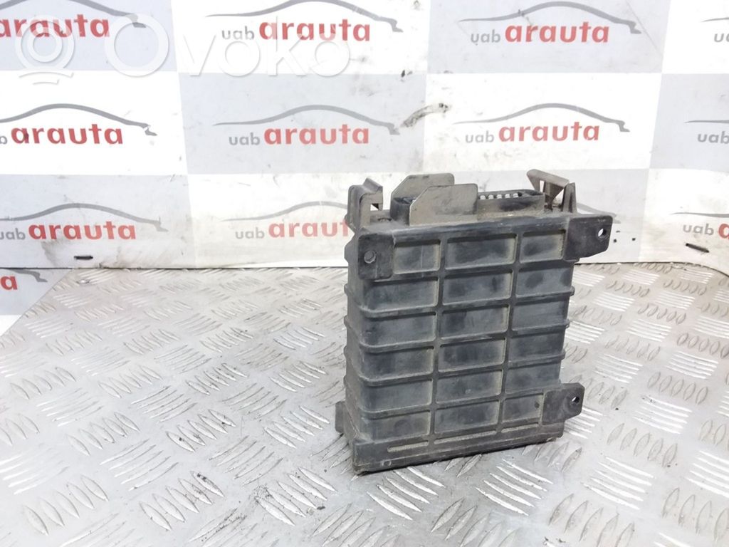 Volkswagen Golf II Engine control unit/module 