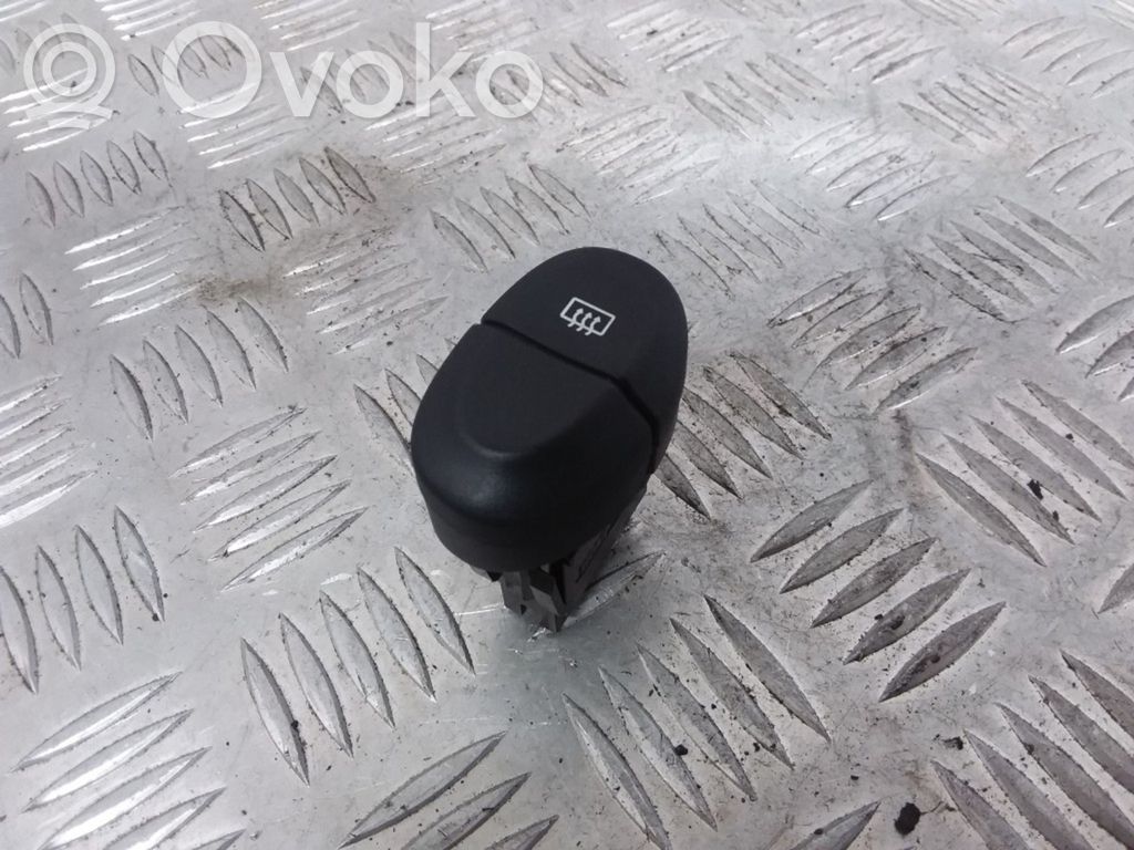 Renault Megane I Windscreen/window heater switch 