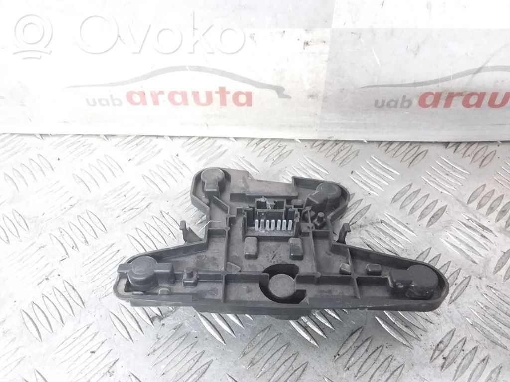 Renault Megane I Aizmugurējā luktura detaļa 