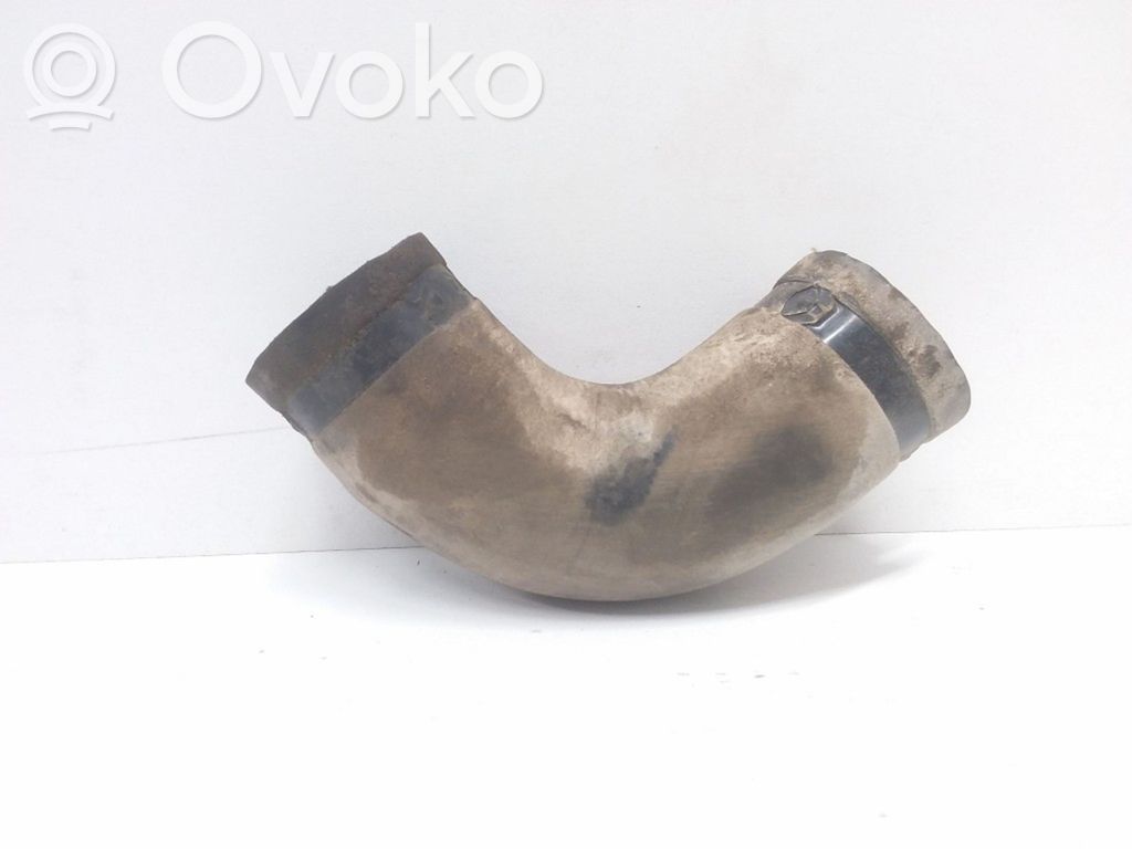 Engine coolant pipe/hose