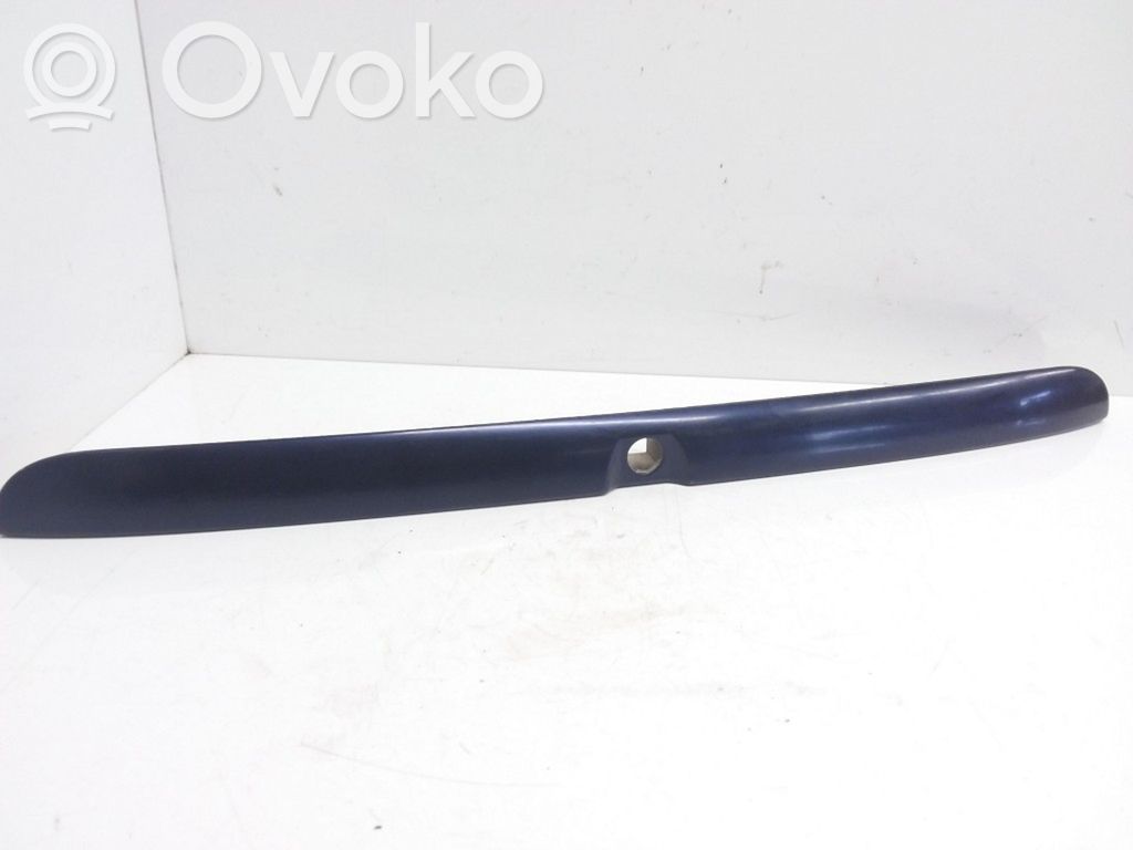 Tailgate trim   8D9827574