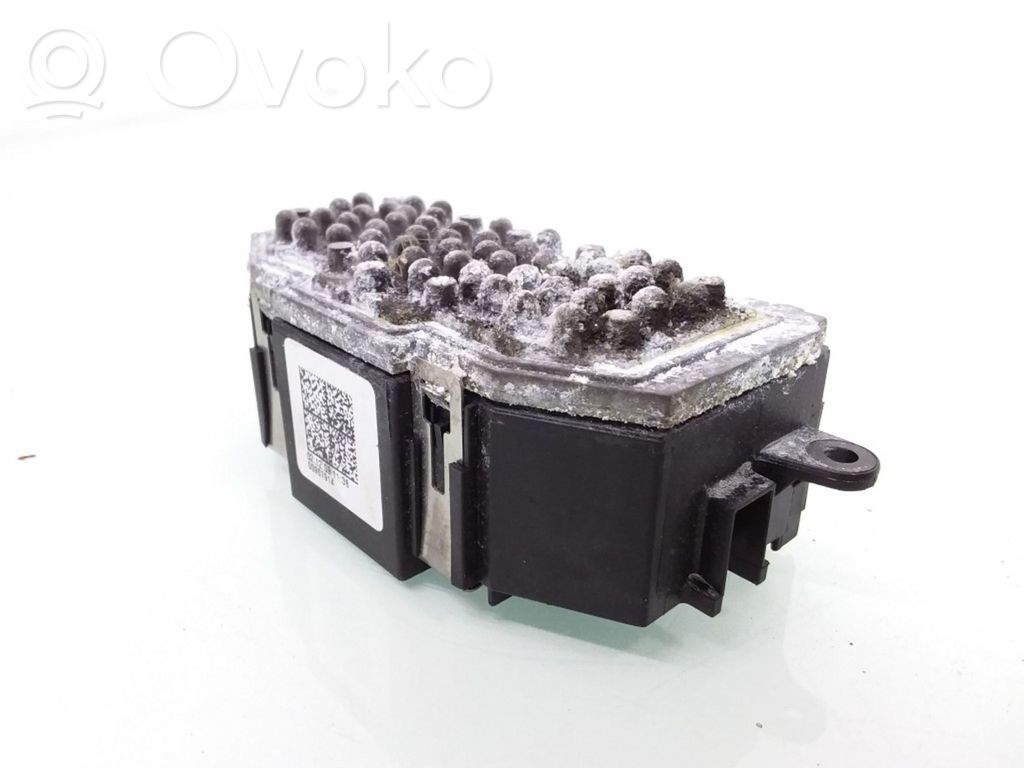 Audi A4 S4 B7 8E 8H Rezystor / Opornik dmuchawy nawiewu 
