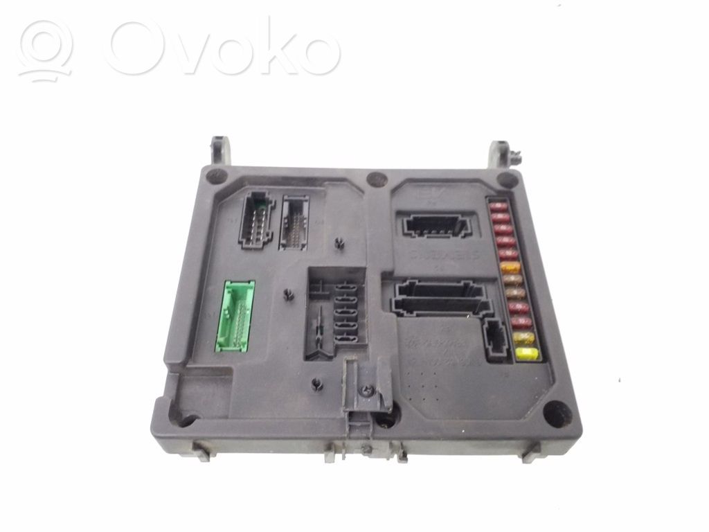 Ford Galaxy Fuse module 